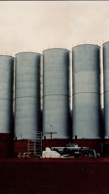 SILOS